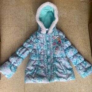 Disneys Frozen girls winter jacket, size 5/6.